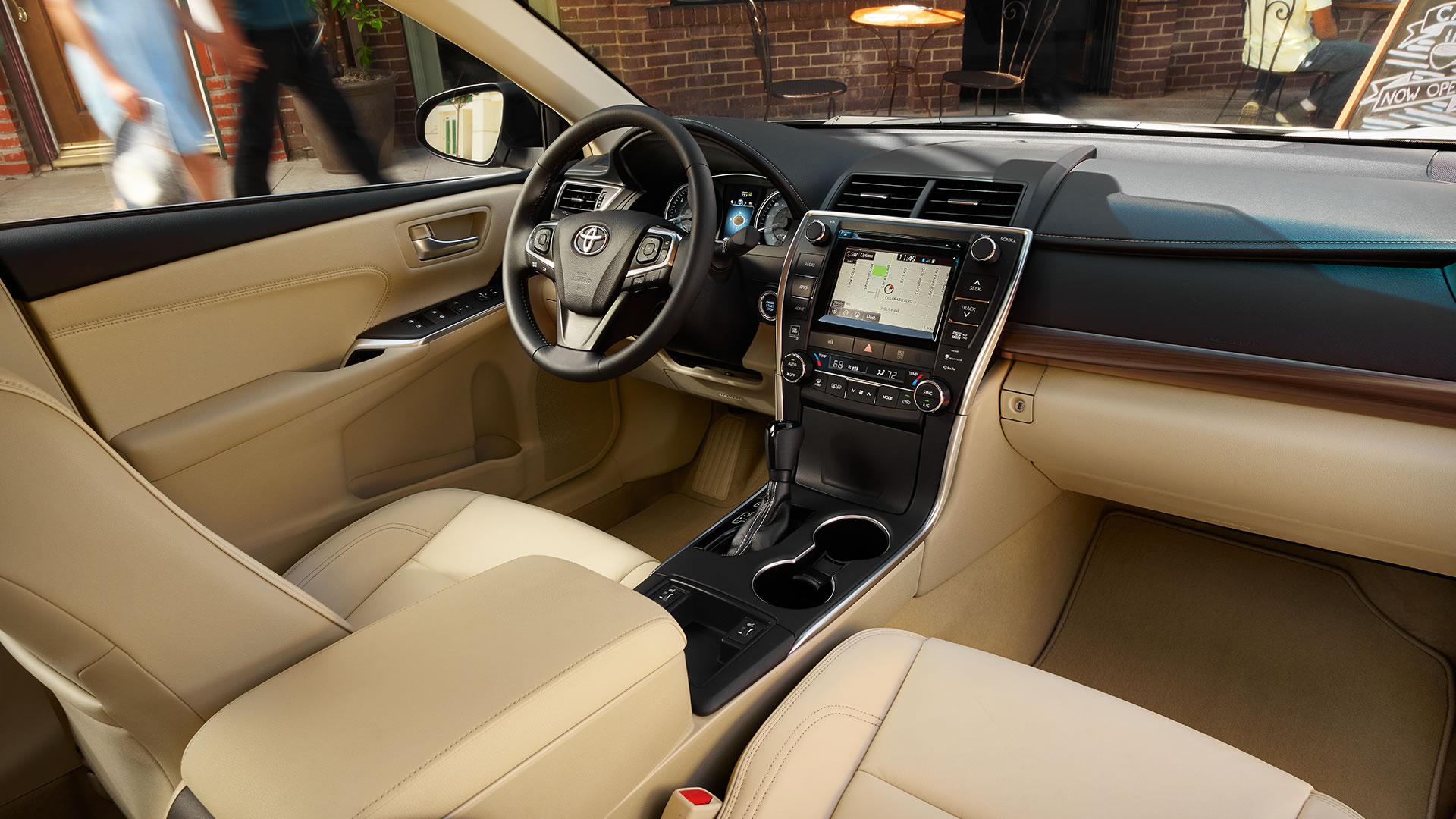 2017 Toyota Camry Interior Front
